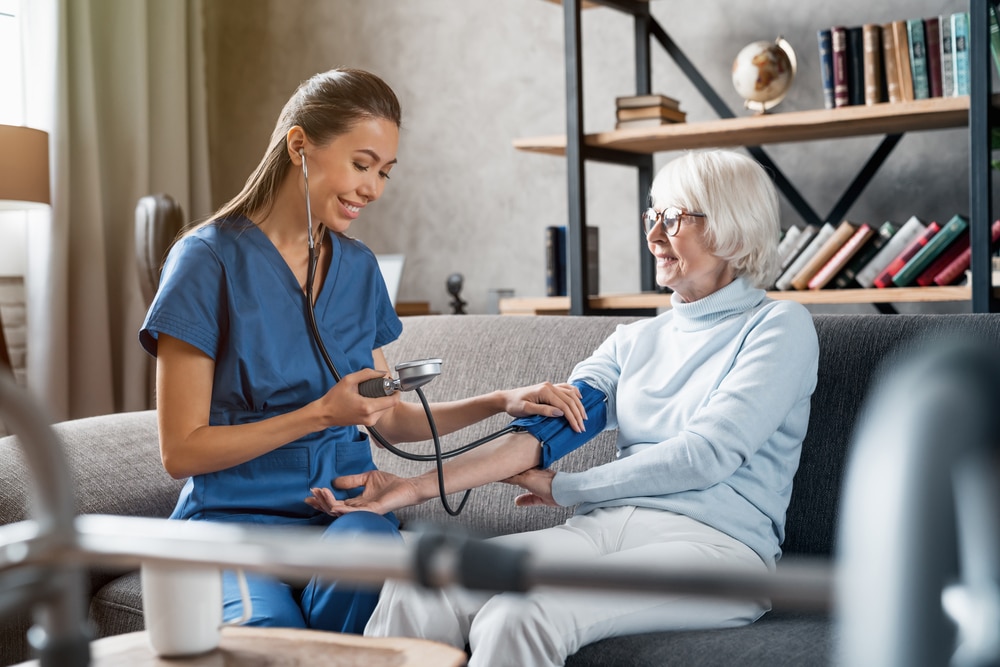 9 Tips For Transitioning From Hospital Care To In-Home Care